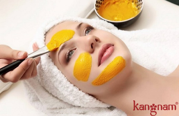 Sử dụng các cách làm mặt nạ tự nhiên giúp da giảm đi độ dầu hiệu quả 