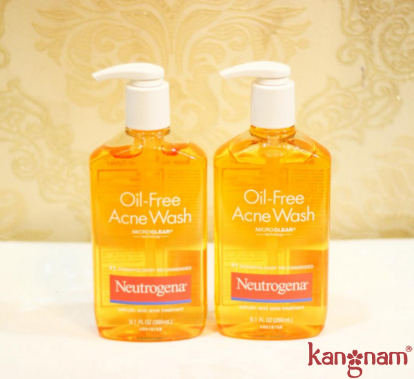 Sữa rửa mặt cho da mụn Neutrogena Oil-free Acne Wash 