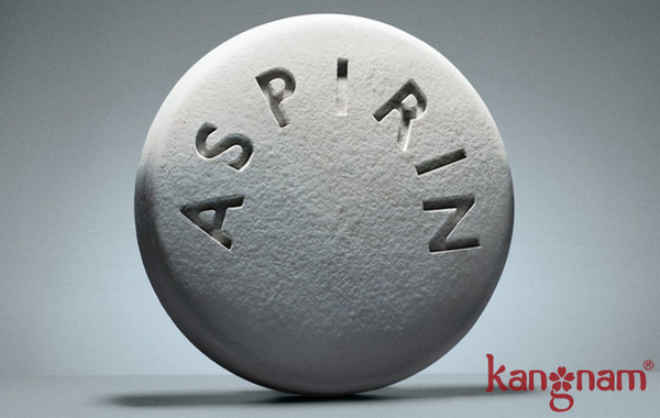 trị mụn bọc bằng thuốc aspirin